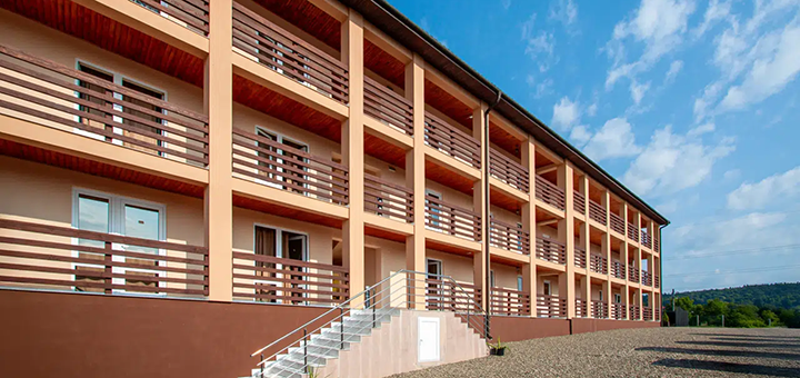 Halas Hotel в Солотвино. Відвідуйте по акції 13