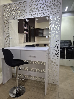 Women's Space Beauty Salon. Get a 3% discount.