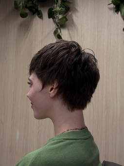 Kim's Barbershop. Visit with special offer 23