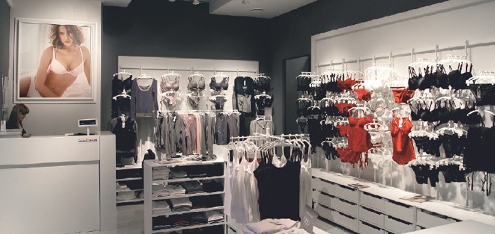 Discounts on bras in intimissimi stores