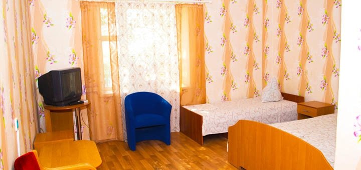 Номер базы отдыха «Сказка». Отдыхайте по акции