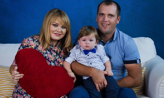 Сімейна фотозйомка від фотографа Світлани Цупікової у Києві. Записуйтесь на фотосесію з акції.