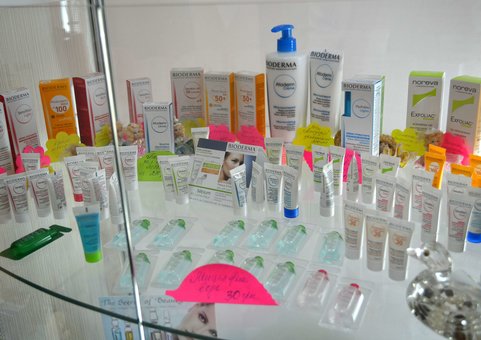 Professional cosmetics in the "Laser Epil" beauty salon in Kharkov. Make an appointment with a beautician at a discount.