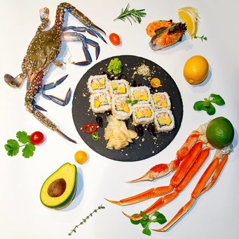 Fish shop-restaurant &quot;flagman&quot;. discounts on dishes