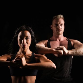 Тренування на всі групи м'язів у сімейному клубі «WELLNESS-concept» у Києві. Записуйтесь за знижкою.