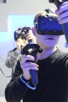 VR equipment rental in the MirVR club in Odessa. Order at a discount.