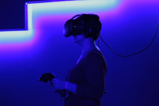 Virtual reality club "MirVR" in Odessa. Book the time of the game for the promotion.