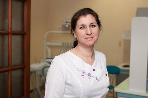 Детский стоматолог высшей категории в стоматологии «Дельта-Дент» в Киеве. Записывайтесь к врачу по акции.