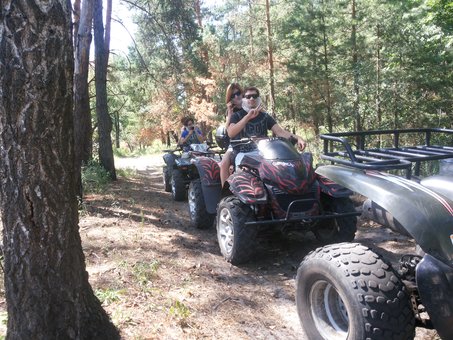 ATV rental in the «Dream for rent» drive center in Kiev. Ride at a discount.