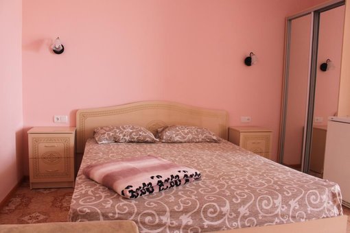 Відпочинок на Чорному морі в міні-готелі Villa Grand в Затоці. Бронювати номер зі знижкою