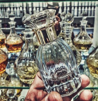 Майстер-класи з парфумерії у бутіку «Інститут ароматів By Parfumer». Замовити зі знижкою