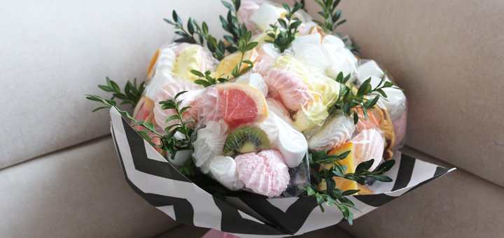 Солодкі букети "Fruits & Flowers Market" у Дніпрі. Замовляйте доставку за знижкою.