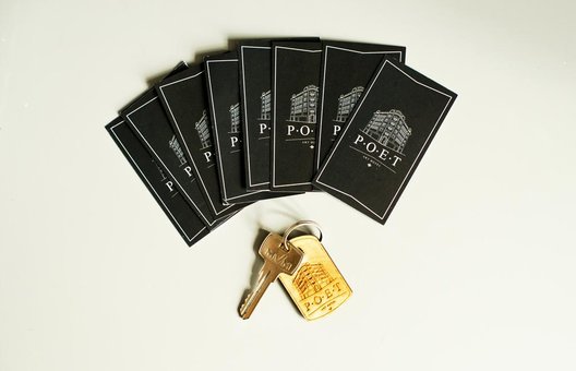 Зняти номер в готелі «Poet» в Одесі по акції