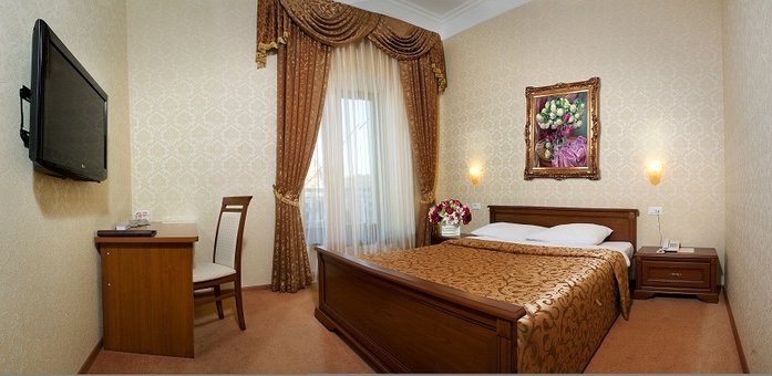 Знижки на відпочинок у готелі Royal Street Hotel 34