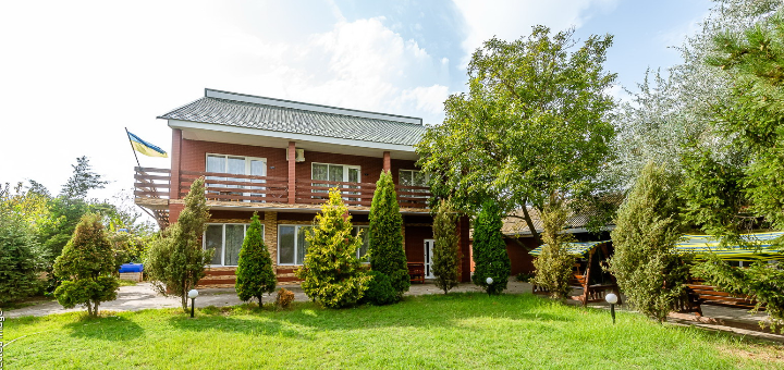 Discounts for holidays in the boarding house Santa Lucia in Strelkovoye6