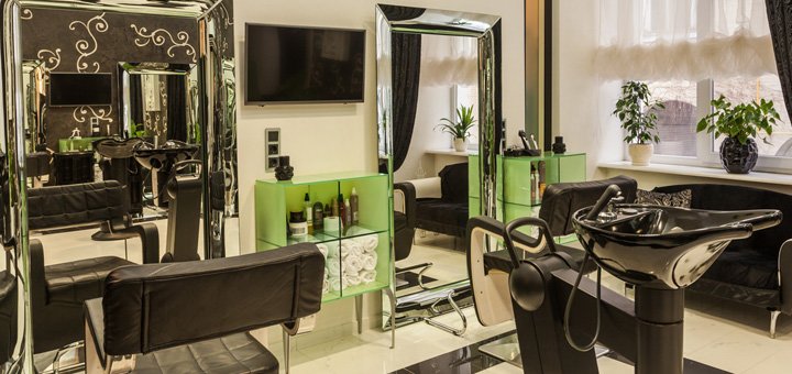 Beauty salon &quot;holiday spa&quot;. order a certificate for procedures with a discount