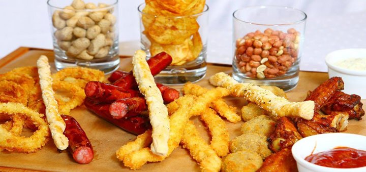European cuisine and grill menus at the Luna Bar & Grill in Odessa. Book a table for the promotion.